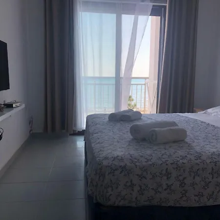 Blue Eye Restaurant And Hotel 3*