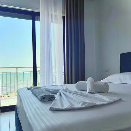 Blue Eye Restaurant And Hotel 3*